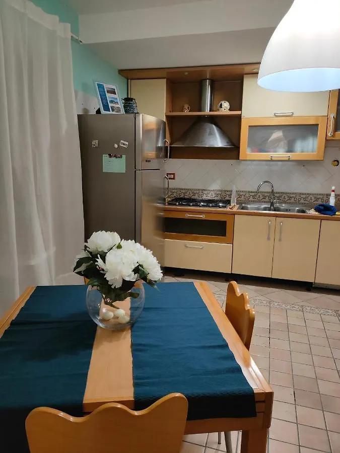 Centro Storico Napoli Apartment 0*, Naples